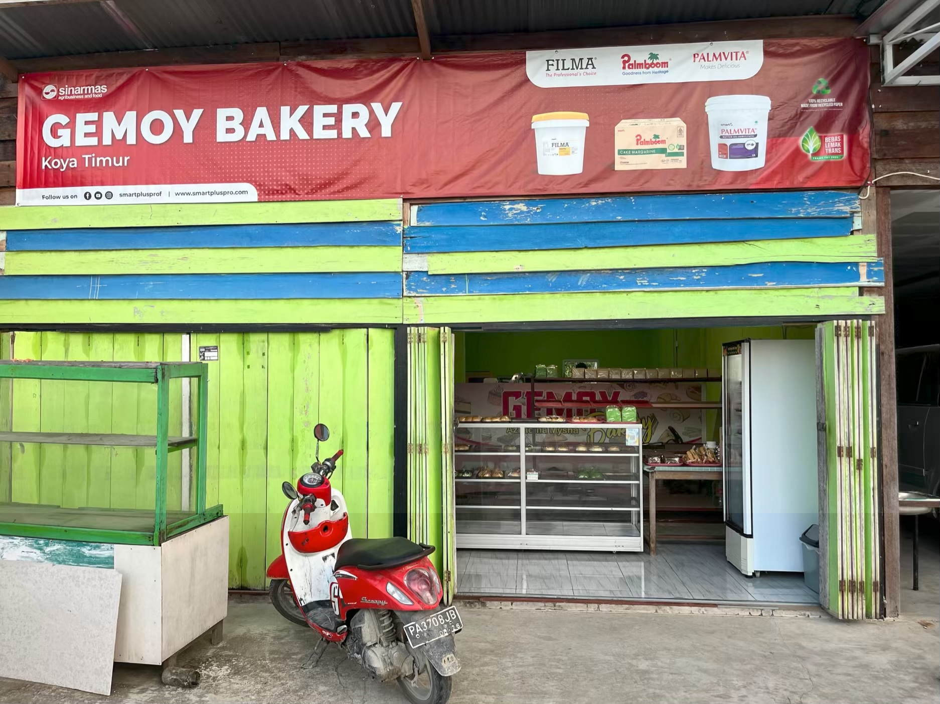 Gemoy Bakery